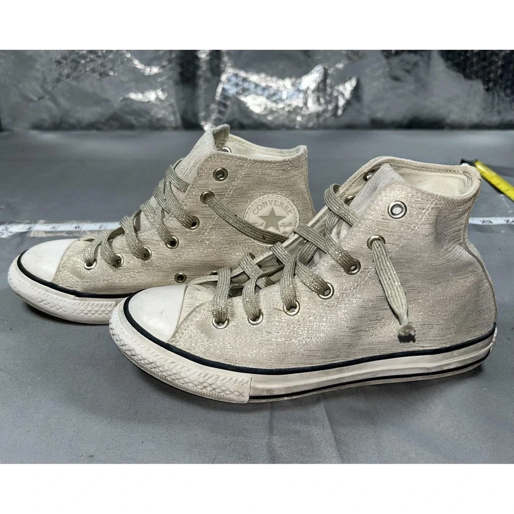 Converse Chuck Taylor All Star Shoes Youth Size 3 Gold Leather High Top 662798C